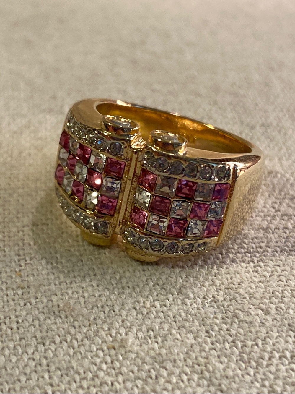 Vintage IVANA Trump Crystal Statement Ring Pink Rhinestone Gold Tone Size 9 NOS